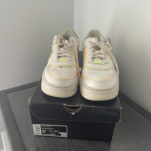 NIKE AIR FORCE 1 lo shadow Size Eu 37.5 - Picture 5 of 5